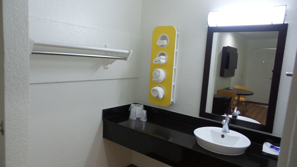 6 Riverside, Ca - Ucr East Riverside