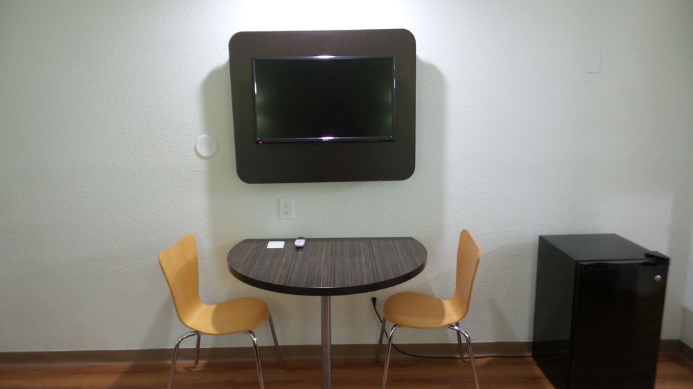 Hotel 6 Riverside, Ca - Ucr East 2*